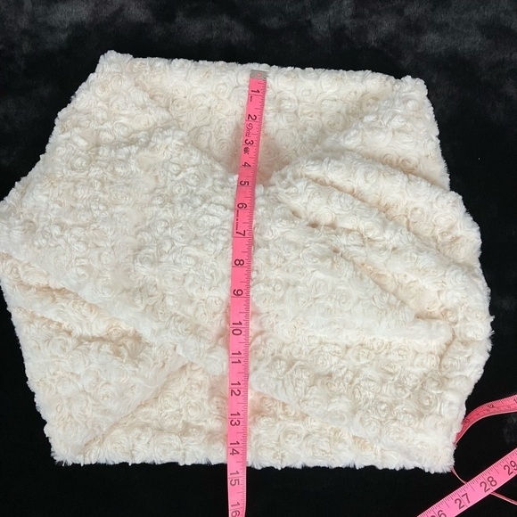 Faux Fur Infinity Scarf - Picture 4 of 6